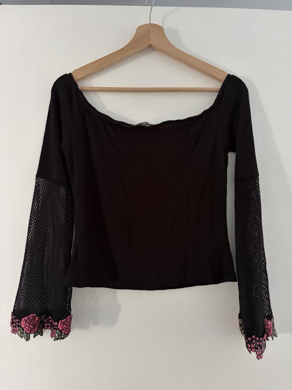 Women’s Off The Shoulder Mesh Long Sleeve Crop Top Floral Vamp Whimsigoth Medium